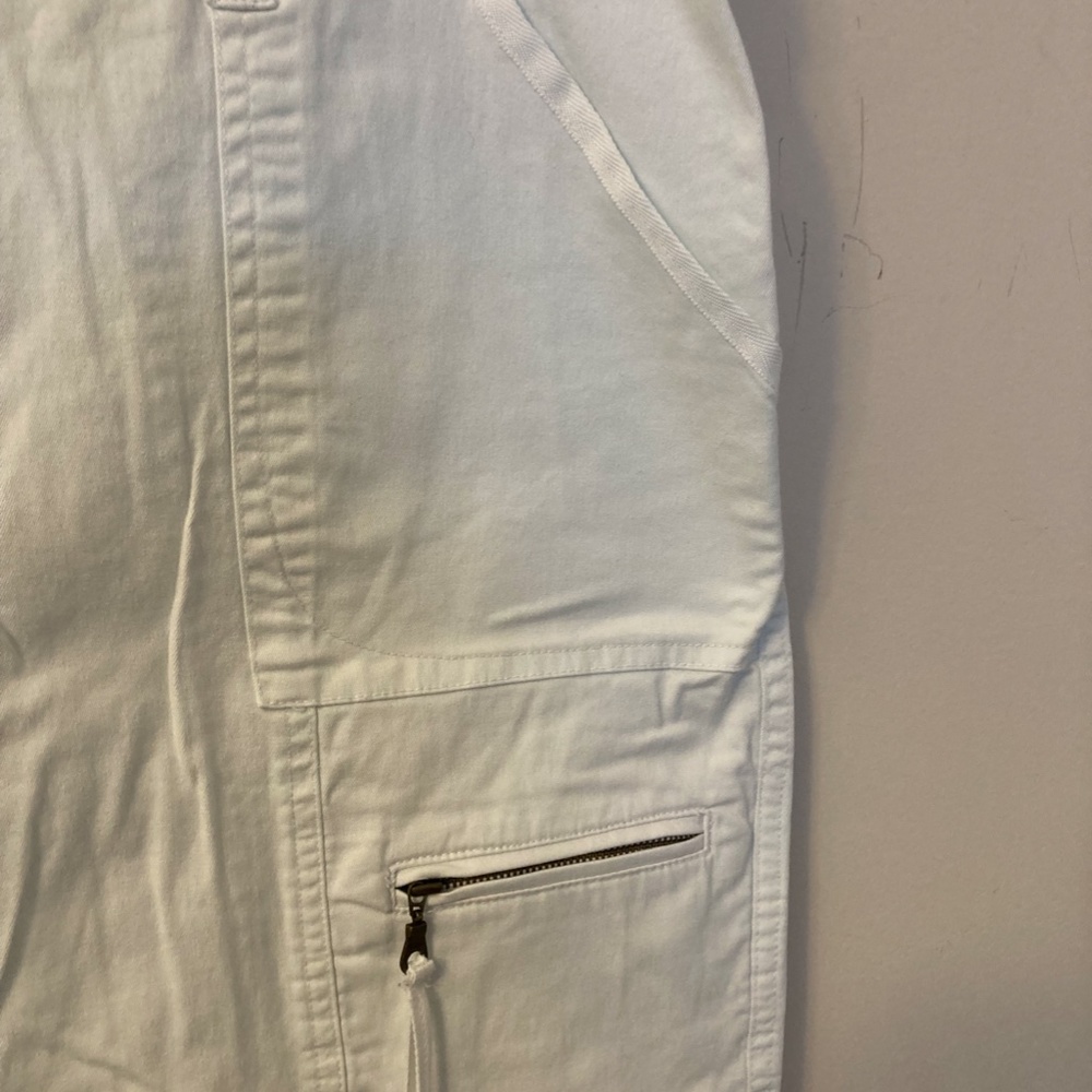 Westbound white cargo pants, size12. - Picture 4 of 6
